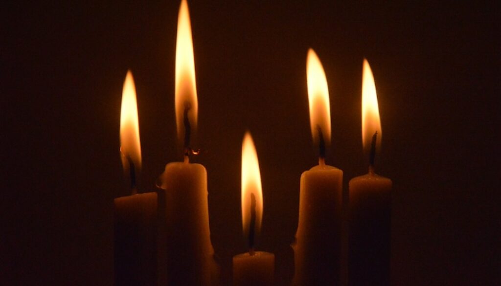 Advent Christmas - Unsplash